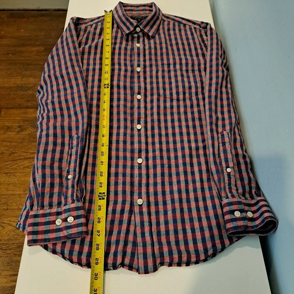 Banana Republic Men's Medium Linen Standard Fit Long Sleeve Button Down Shirt